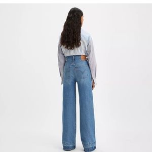 Levis Ribcage Wide leg jean size 27 x 30